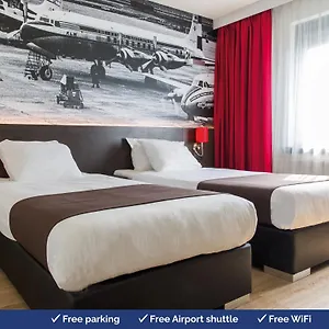 Bastion Amsterdam Airport Otel