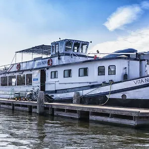 ** Hotel en barco Nova Países Bajos