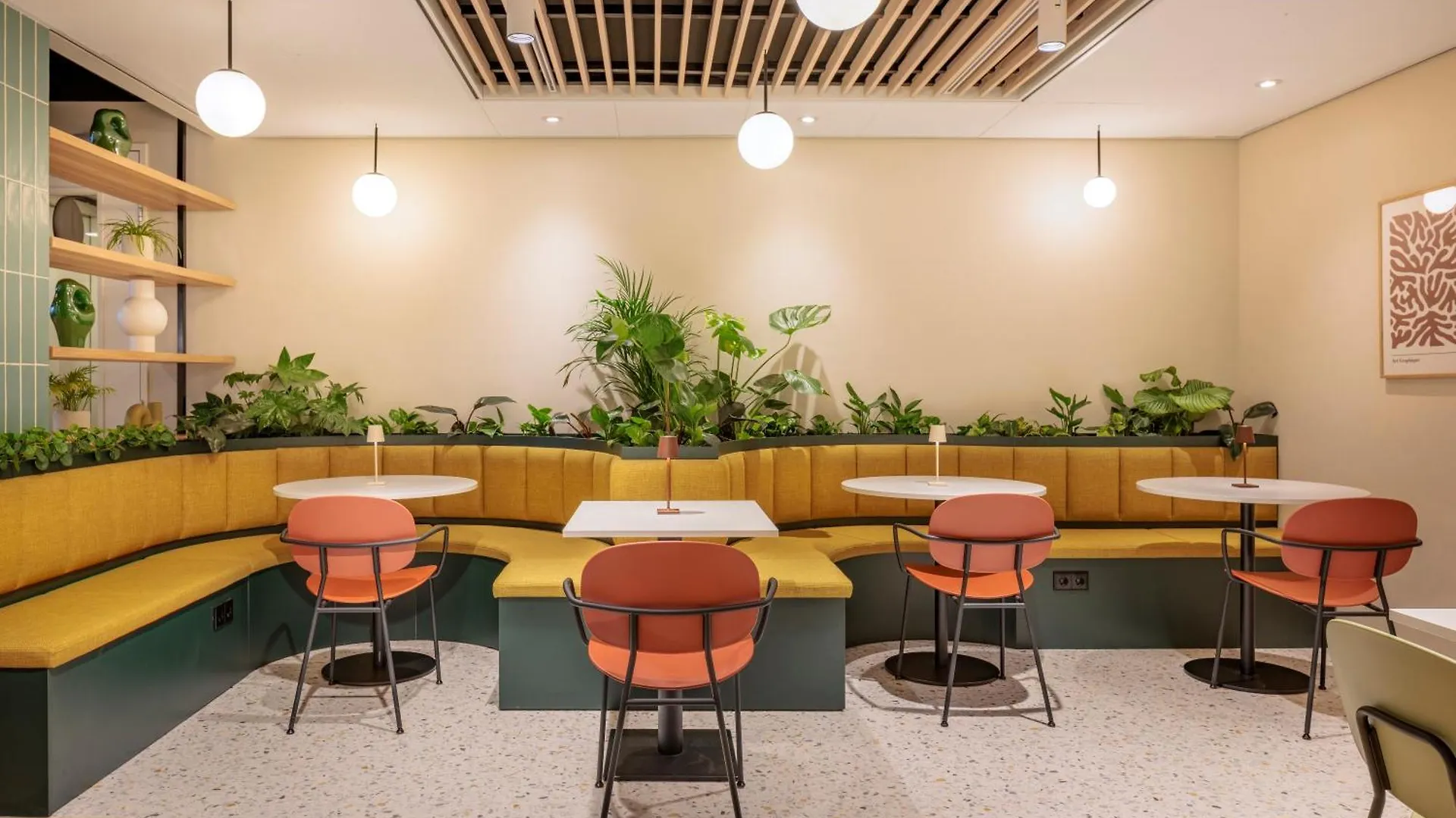 Maxhotel Amsterdam Airport Schiphol - Recently Renovated Hoofddorp 3*,
